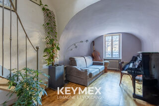  Maison � vendre 8 pi�ces 250 m�