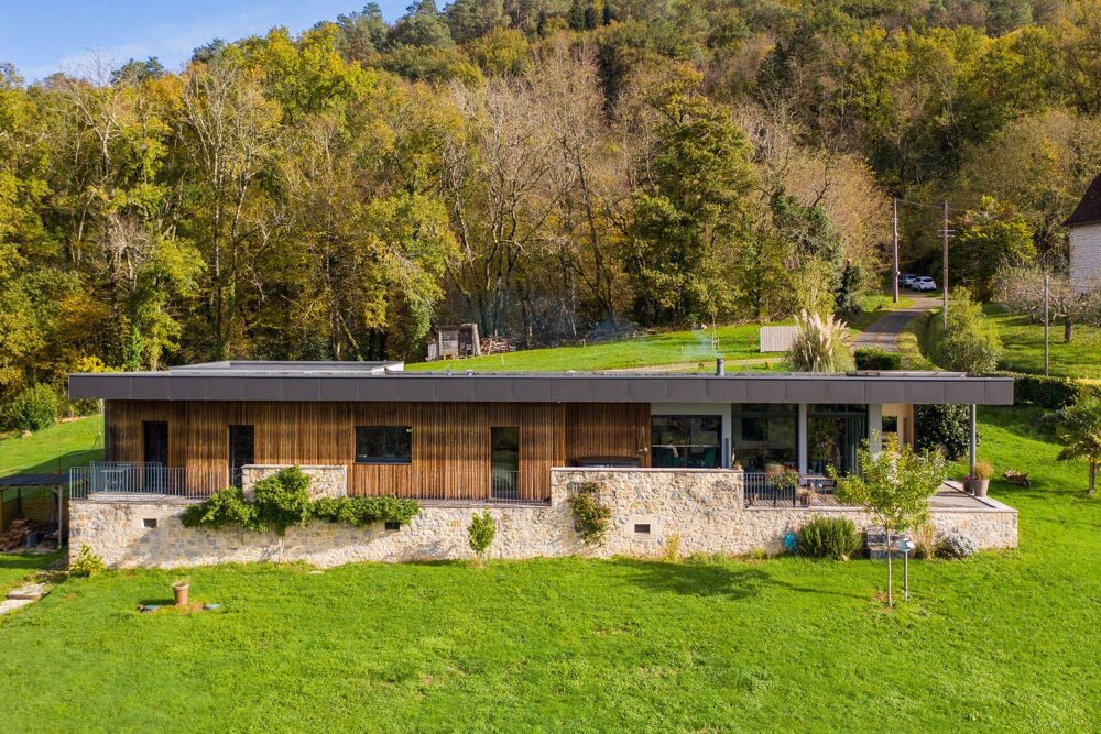 Vente Maison Maison d'architecte contemporaine avec vue, à Altillac (19120) Altillac