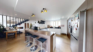  Maison � vendre 8 pi�ces 211 m�