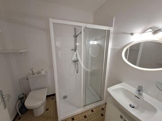  Appartement à louer 2 pièces 45 m²