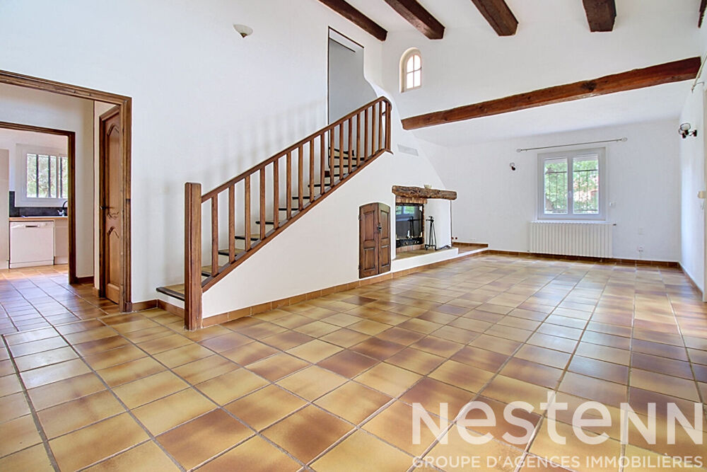 Vente Maison A VENDRE  : Maison avec dépendances, piscine et grand terrain . Le cannet des maures