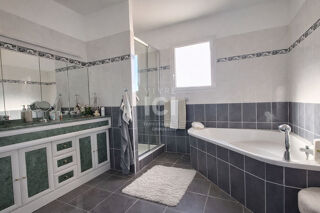  Maison � vendre 6 pi�ces 148 m�