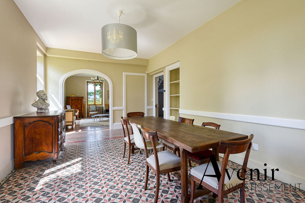 MAISON DE CARACTERE 240 m2 hab - TERRAIN 700 m2