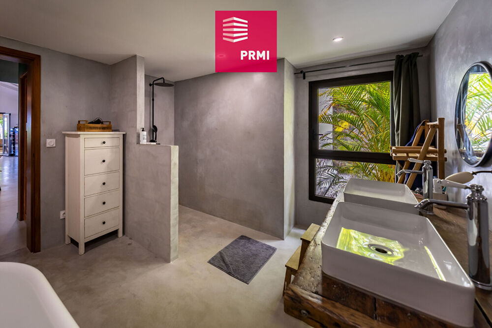 � vendre  Maison Saint-Pierre (97410)