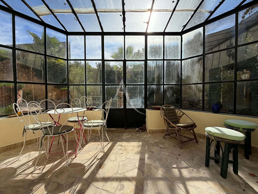 Vente Maison Maison de maître de 1870 de 340 m² avec piscine, puits et terrain de 885 m² à Montbazin Montbazin