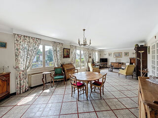  Maison � vendre 7 pi�ces 180 m�