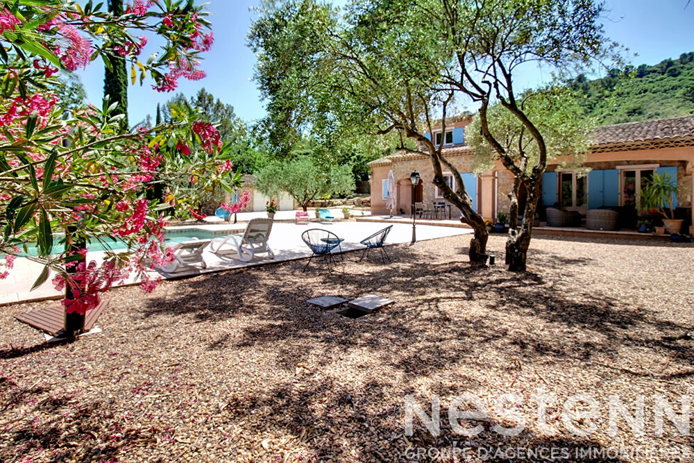 A VENDRE ! Propriété de charme 4 chambres - Plus de 7000m2 de terrain au CANNET-DES-MAURES