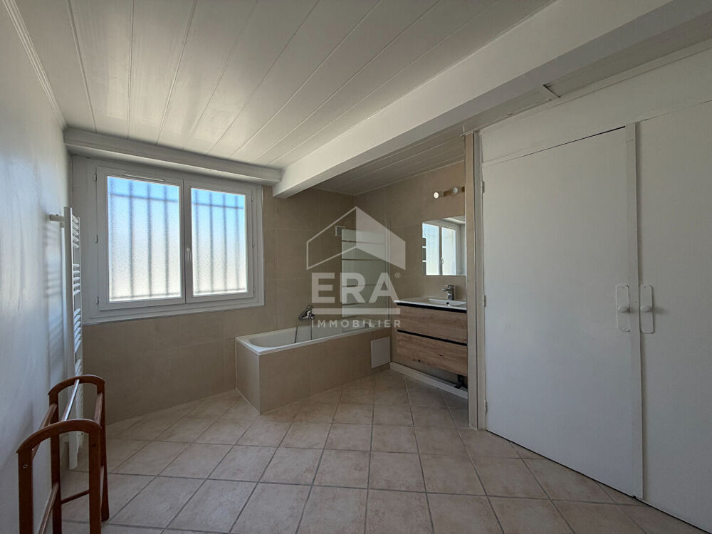Grand 3 pièces - 90 m² - Dernier étage
