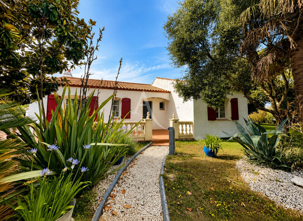 Maison Le Fenouiller 180m² et 3000m² de terrain