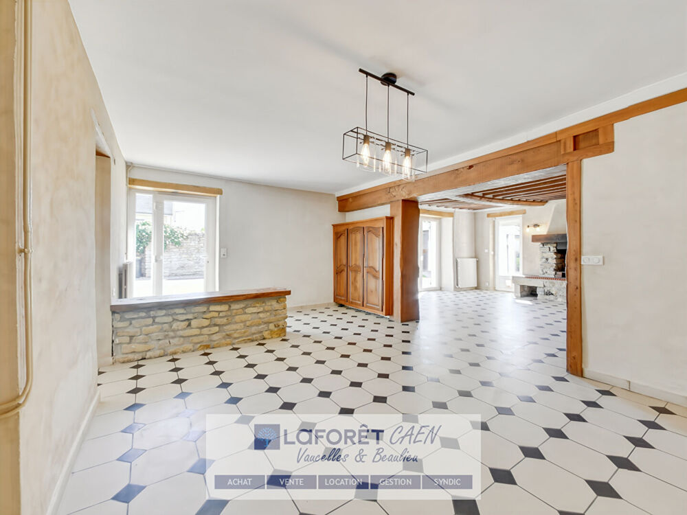 Maison Fontenay Le Pesnel 7 pièces 157 m²