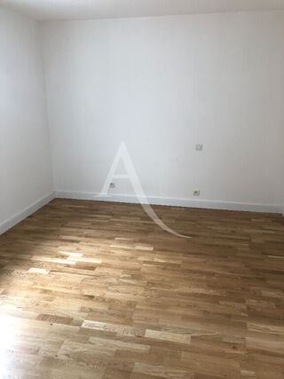  Appartement � louer 4 pi�ces 71 m�