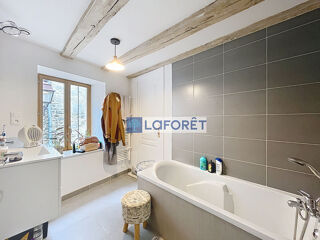  Appartement à louer 3 pièces 64 m²