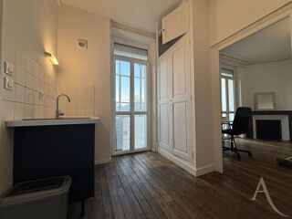  Appartement à louer 2 pièces 42 m²