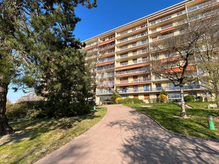  Appartement à louer 2 pièces 57 m²
