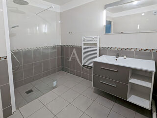  Appartement � louer 3 pi�ces 64 m�