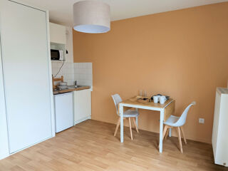  Appartement à louer 1 pièce 21 m²