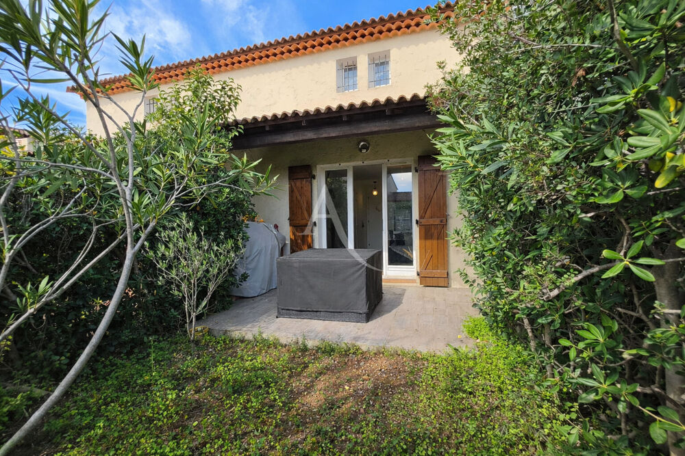 CARQUEIRANNE MAISON / APPARTEMENT AVEC JARDIN ET TERRASSE