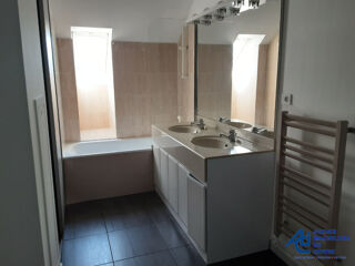  Appartement à louer 2 pièces 59 m²