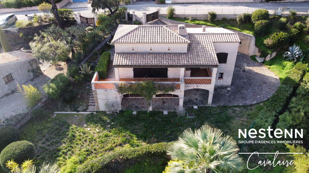 Vente Maison Villa vue mer 130 m² sur terrain piscinable avec garage à Cavalaire proche de Bonporteau Cavalaire sur mer