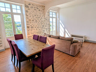  Appartement à louer 3 pièces 83 m²
