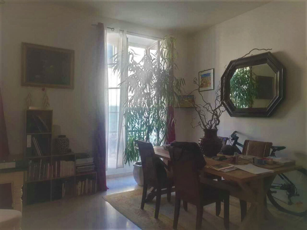 NIMES, QUARTIER BEAUX ARTS APPARTEMENT TYPE 4 DE 94.49 M2 AU 1ER ETAGE
