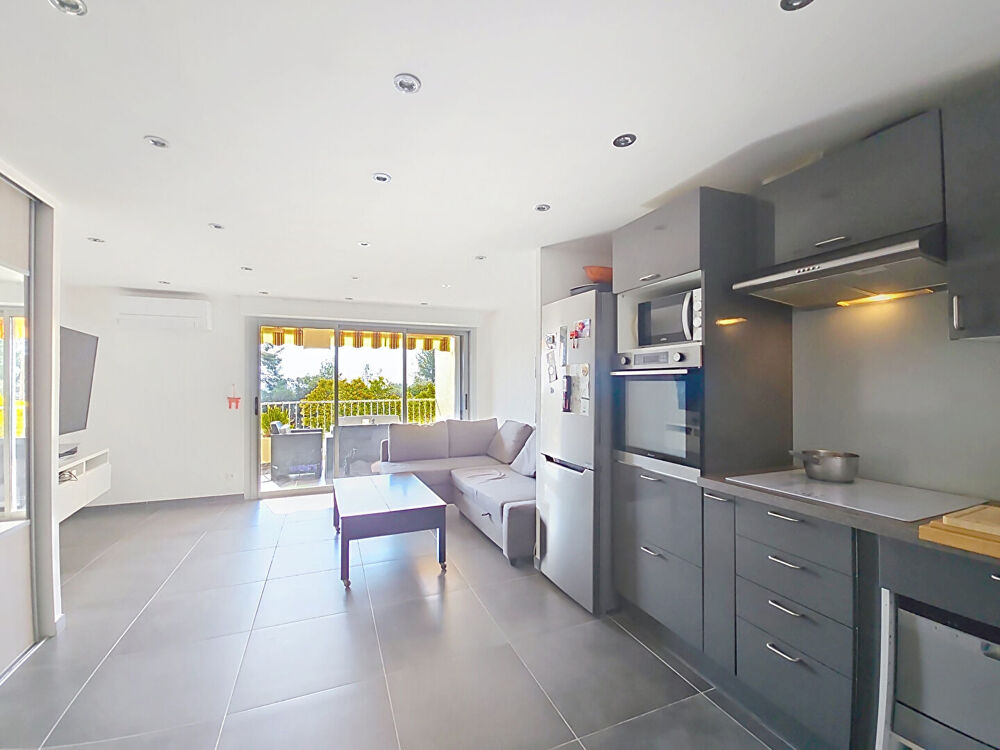 Vente Appartement Maison Appartement Bandol Duplex T2 Bis avec place de parking et cave Bandol