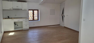  Appartement à louer 1 pièce 32 m²