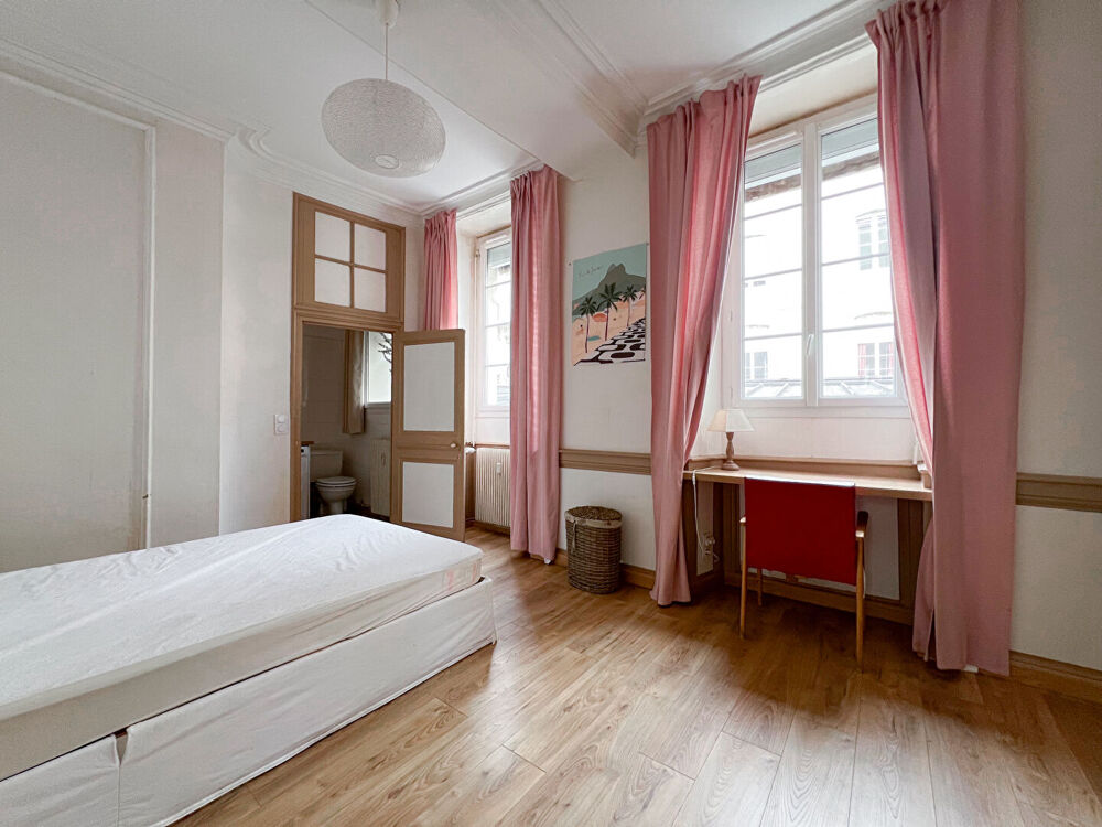 Vente Appartement Appartement T2 dans l'hyper centre d'Angers sans travaux avec le charme de l'ancien Angers