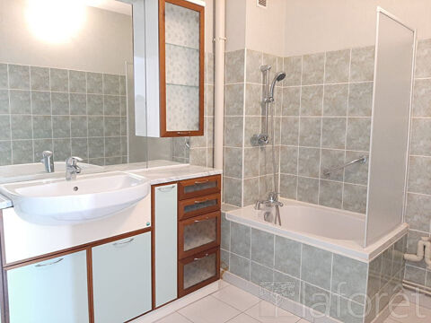  Appartement  louer 2 pices 49 m