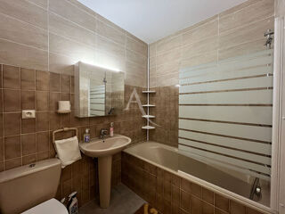  Appartement à louer 1 pièce 32 m²