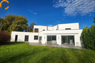  Maison � vendre 8 pi�ces 231 m�