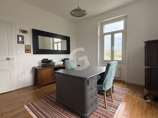  Maison  vendre 11 pices 285 m