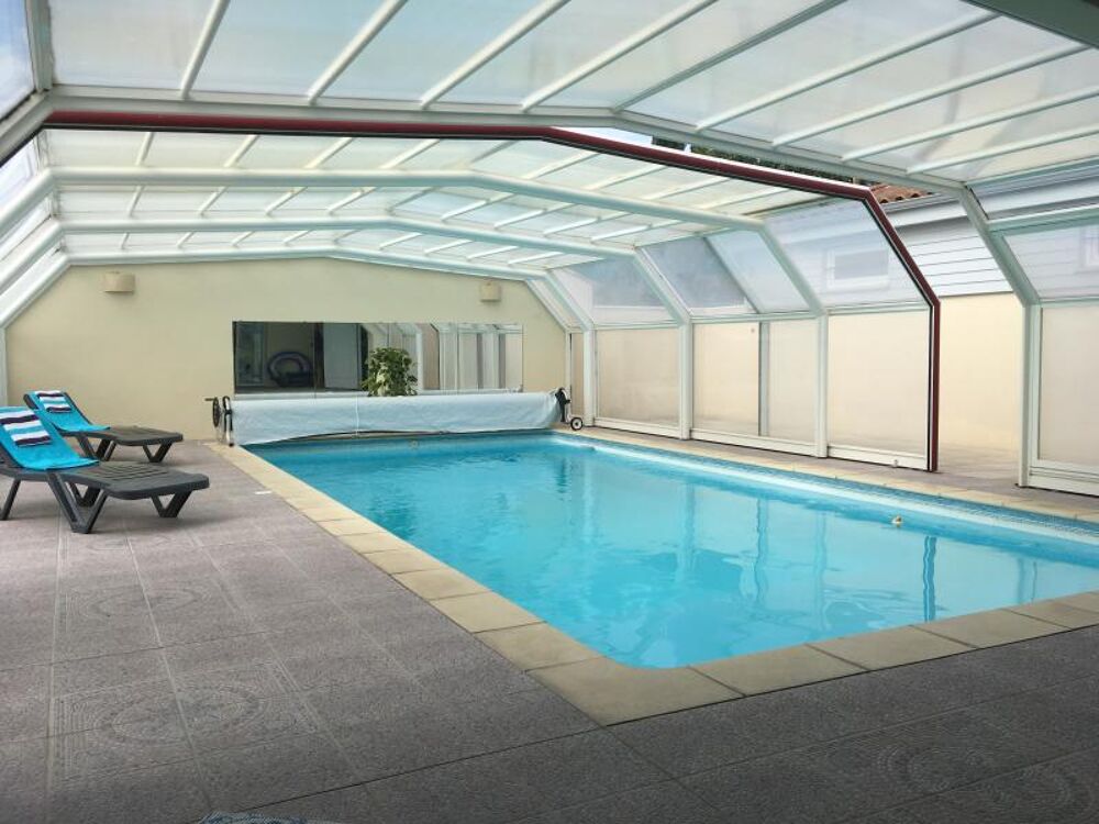 MAISON ST MICHEL EN L HERM - 6 pièce(s) - 190 m2