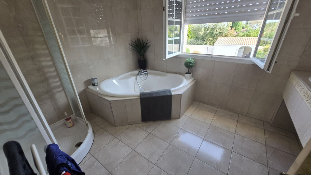 Vente Maison CUGNAUX ? Maison familiale avec piscine sur un terrain de 1 446 m² Cugnaux