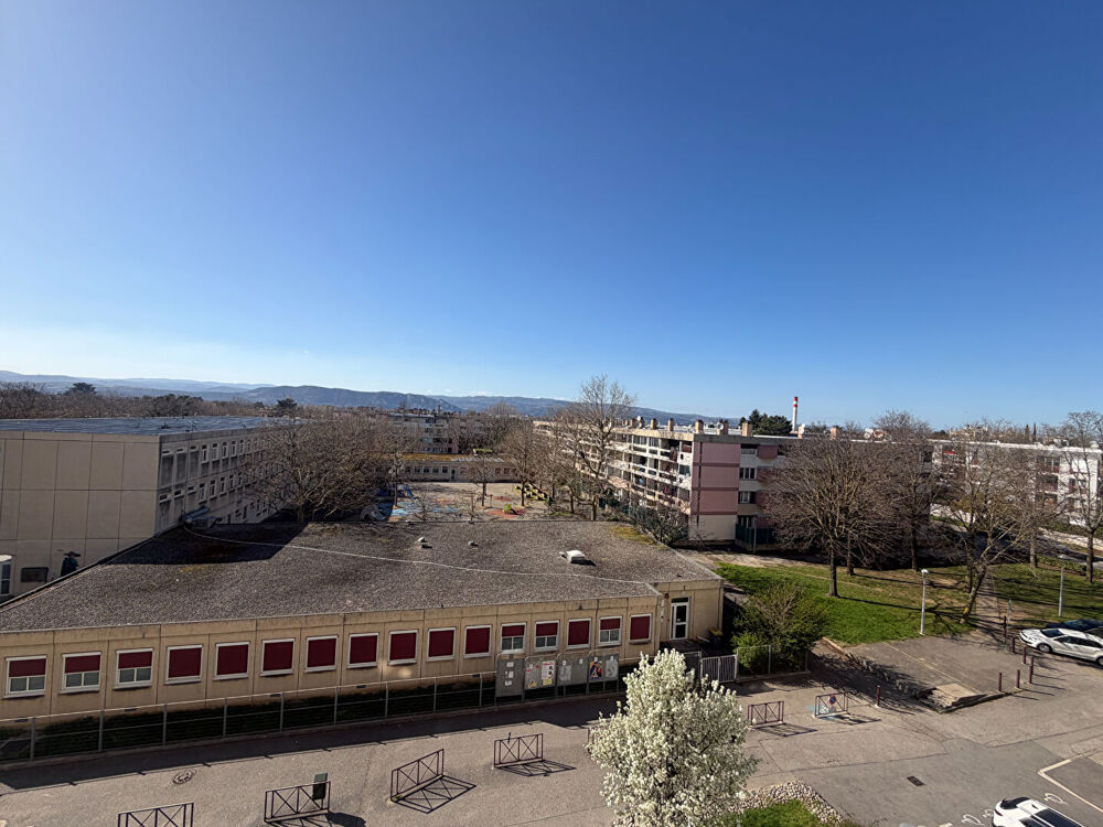 Apartment in Valence, Drôme - Vue 4