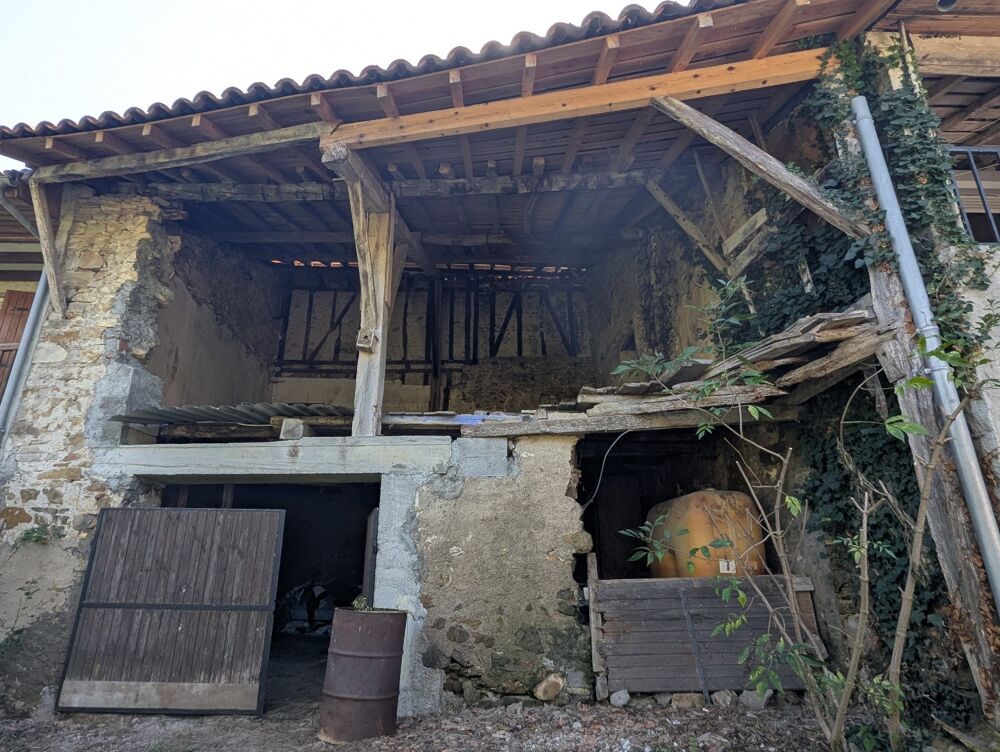 Vente Maison Maison de village 65 m² avec grange et jardin Le mas d azil