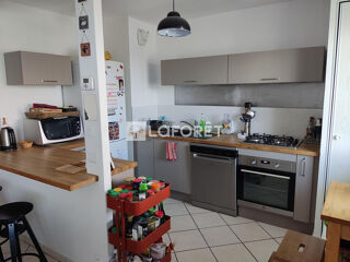  Appartement à louer 3 pièces 71 m²