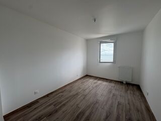  Appartement à louer 3 pièces 64 m²