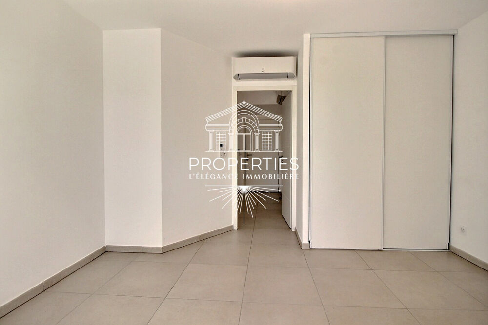 Vente Appartement BORMES - LE PIN - SUPERBE T2 - GRANDE TERRASSE -  PISCINE Bormes les mimosas