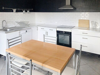  Appartement à louer 2 pièces 60 m²