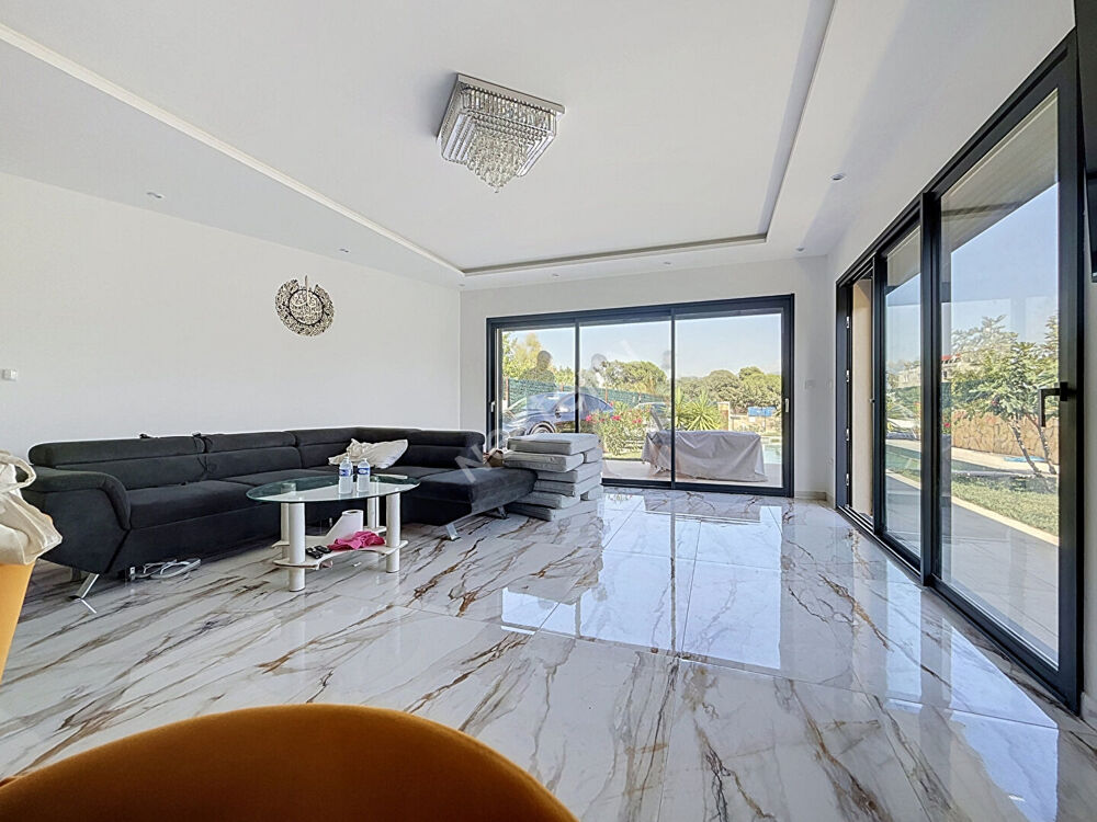 Vente Maison Maison neuve d'architecte à vendre à Aubagne - 4 chambres, piscine et grand terrain ! Aubagne