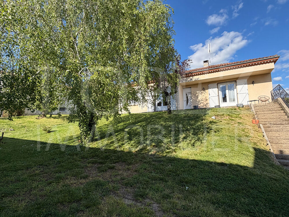 Maison T6 sur sous sol complet