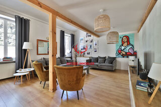 Vente Maison ÉCULLY HYPERCENTRE - MAISON DE CARACTÈRE DE 113 M²  AVEC TERRASSE ET JARDIN Ecully