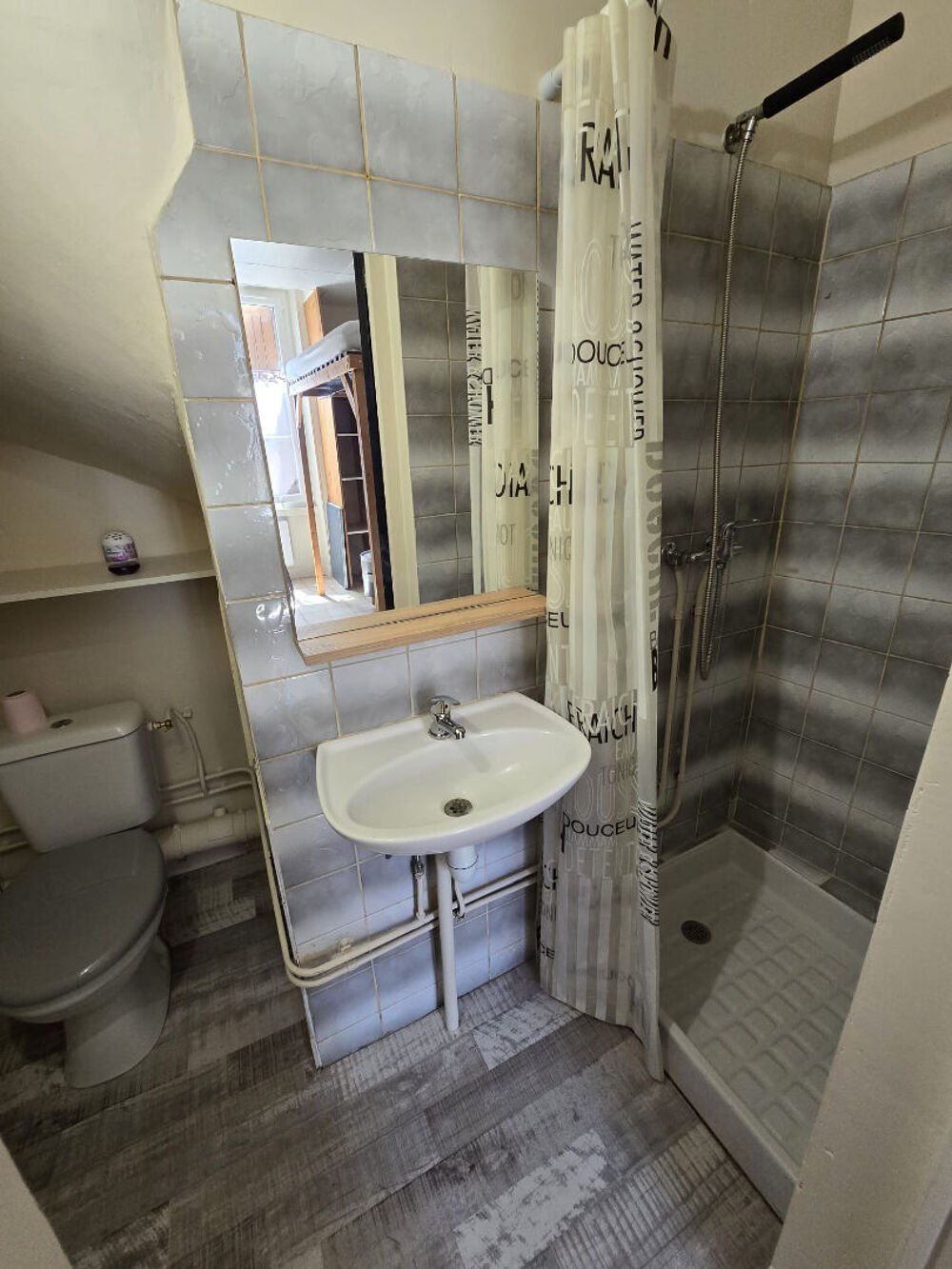 Location Appartement Studio meublé - Centre-ville de Neuilly-en-Thelle - 13.54m² Neuilly en thelle