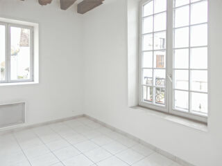  Appartement à louer 3 pièces 76 m²