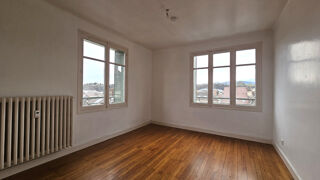  Appartement � louer 4 pi�ces 104 m�