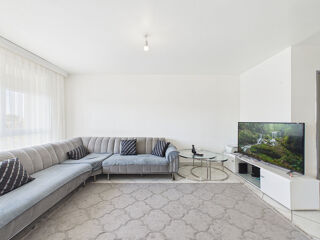 Vente Appartement Appartement vendu loué T5 - 92 M2  avec 2 balcons et garage Valence