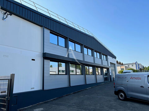   Local commercial VERRIERES LE BUISSON 1415.50 m² 