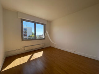  Appartement à louer 2 pièces 44 m²