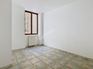  Appartement à louer 3 pièces 72 m²